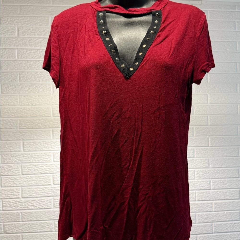 Red Embellished Cut Out‎ Short Sleeve Tee